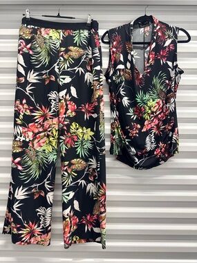 New York & Company Black Floral Wrap Top and Pants Set